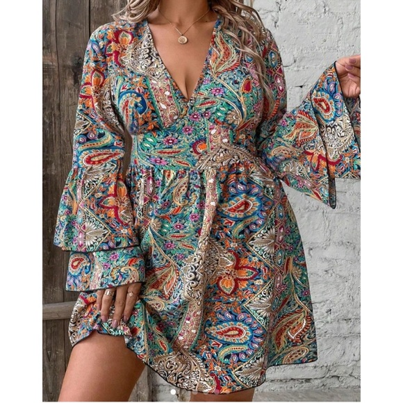 Paisley Print Boho Dress - Picture 2 of 12